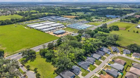 11338 N Us Highway 301 Oxford FL 34484