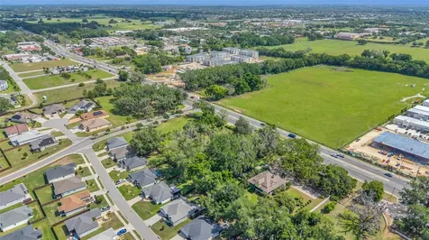 11338 N Us Highway 301 Oxford FL 34484