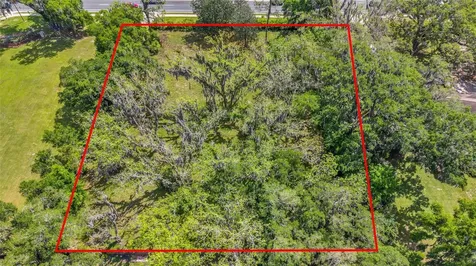 11338 N Us Highway 301 Oxford FL 34484