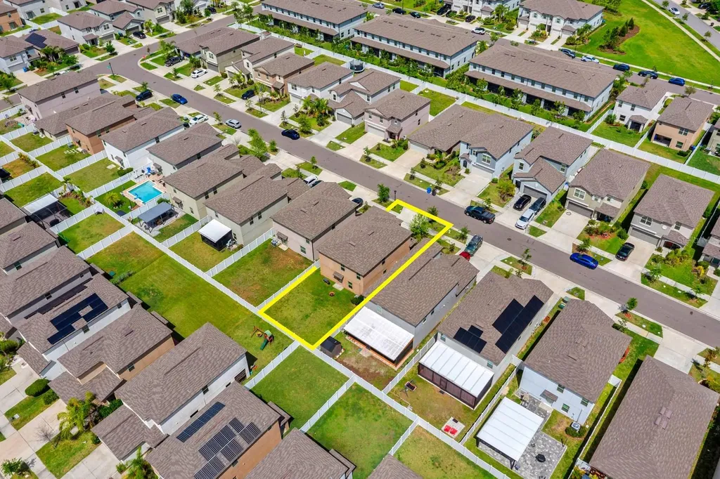 7217 Ronnie Gardens Court Tampa FL 33619