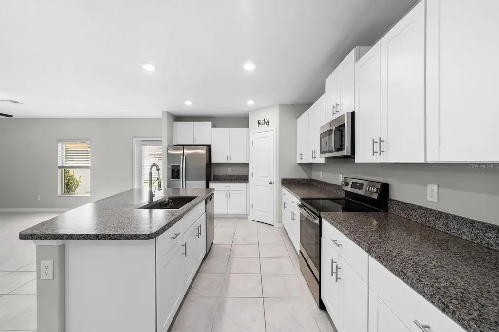 7217 Ronnie Gardens Court Tampa FL 33619