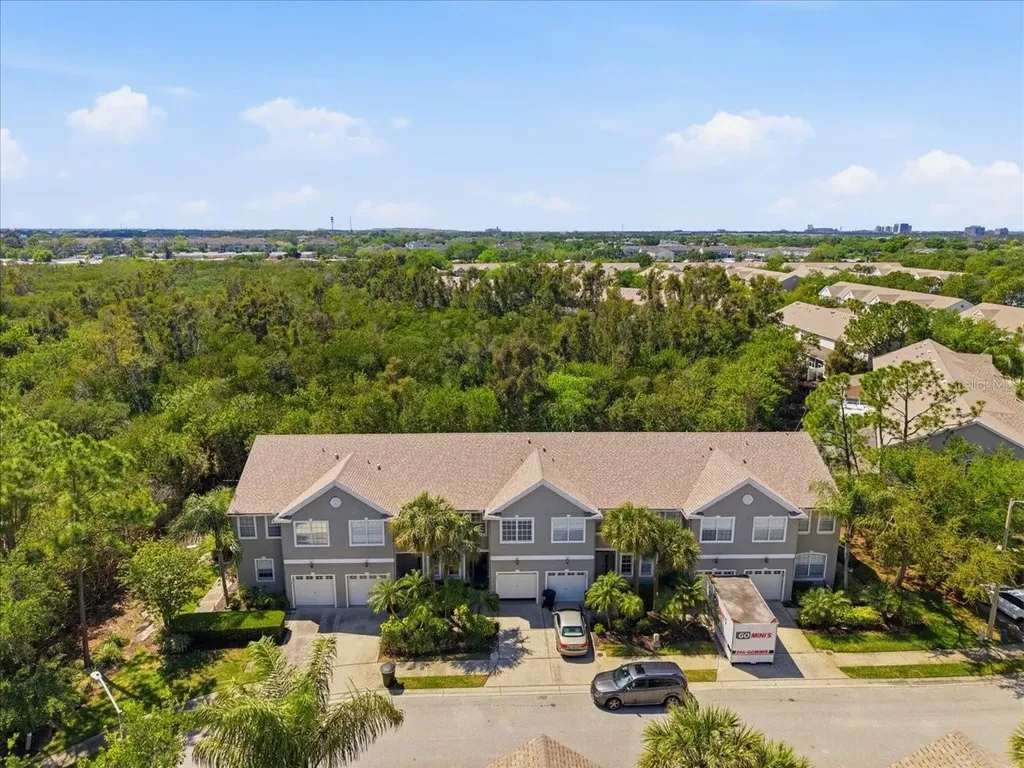 752 Vallance Way NE St Petersburg FL 33716