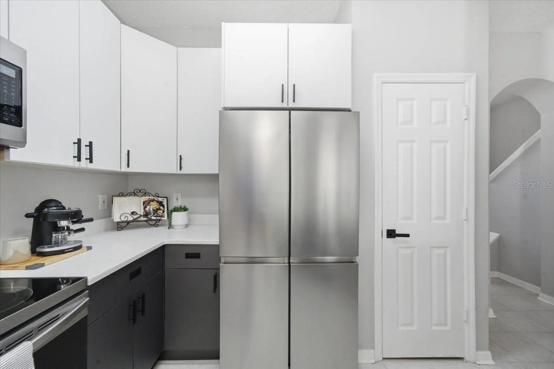 752 Vallance Way NE St Petersburg FL 33716