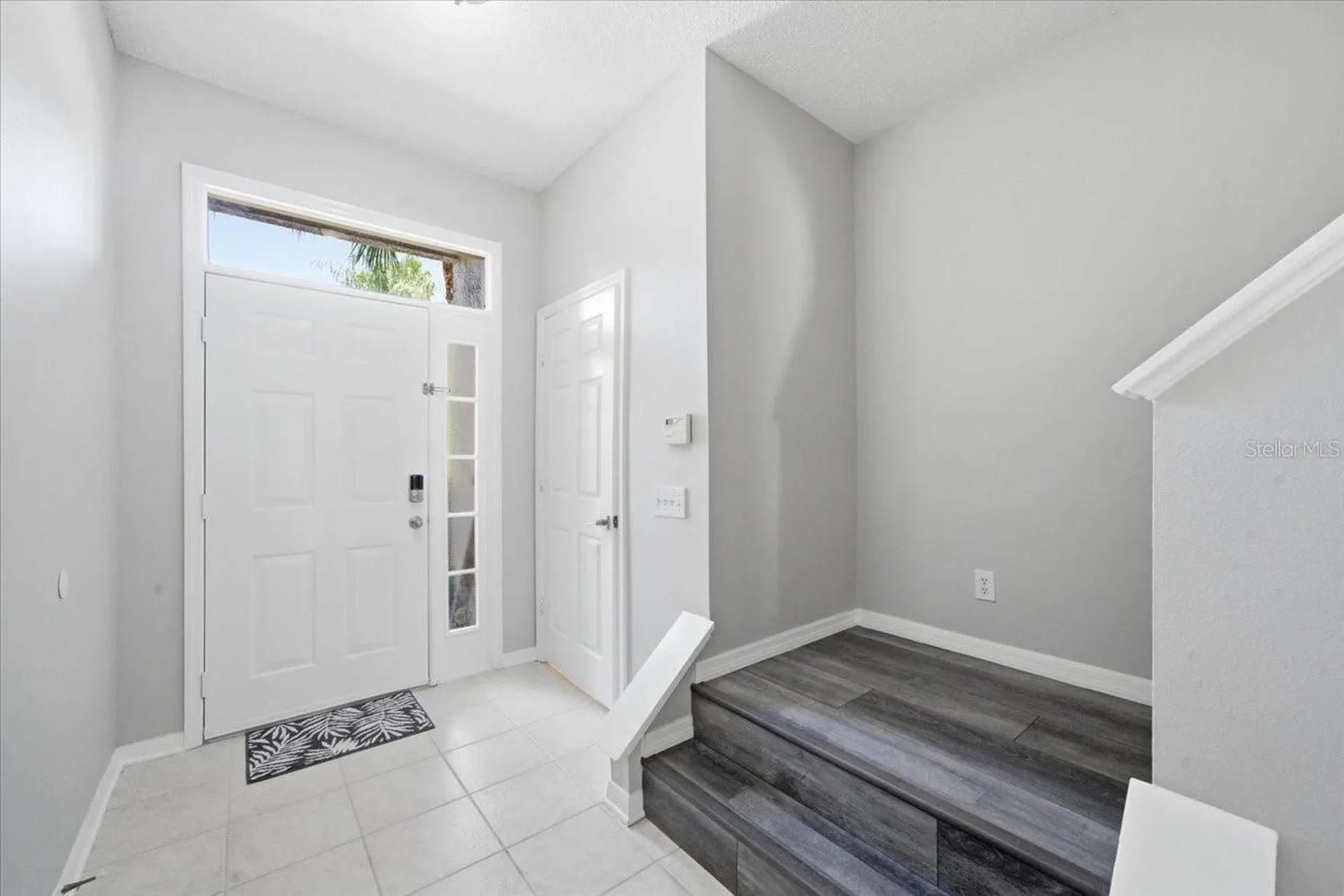 752 Vallance Way NE St Petersburg FL 33716