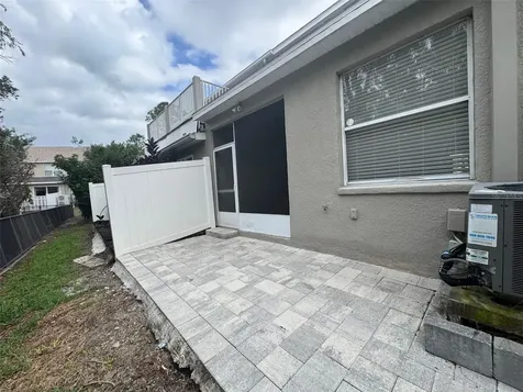 752 Vallance Way NE St Petersburg FL 33716