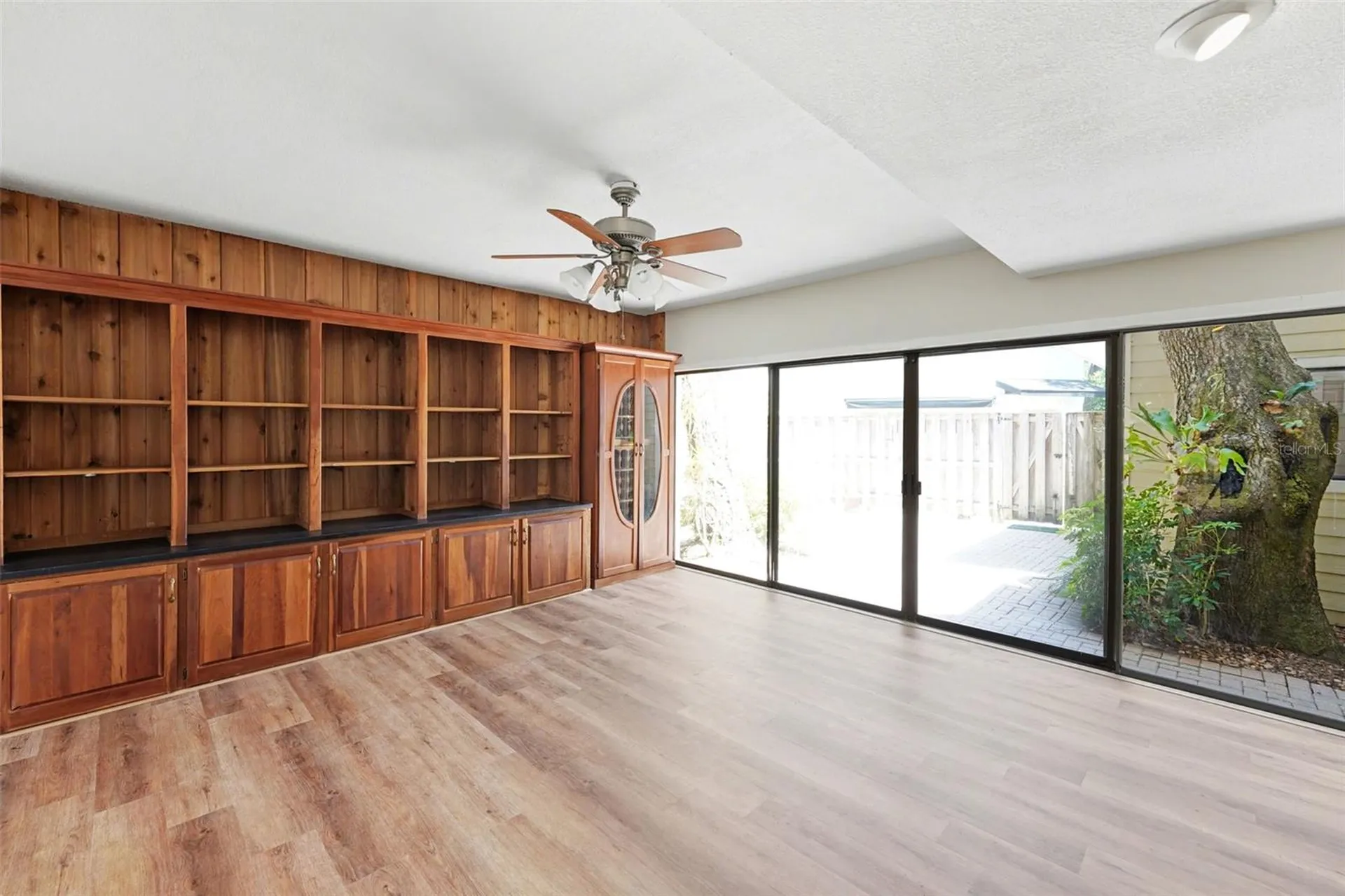 1029 43rd Avenue N St Petersburg FL 33703