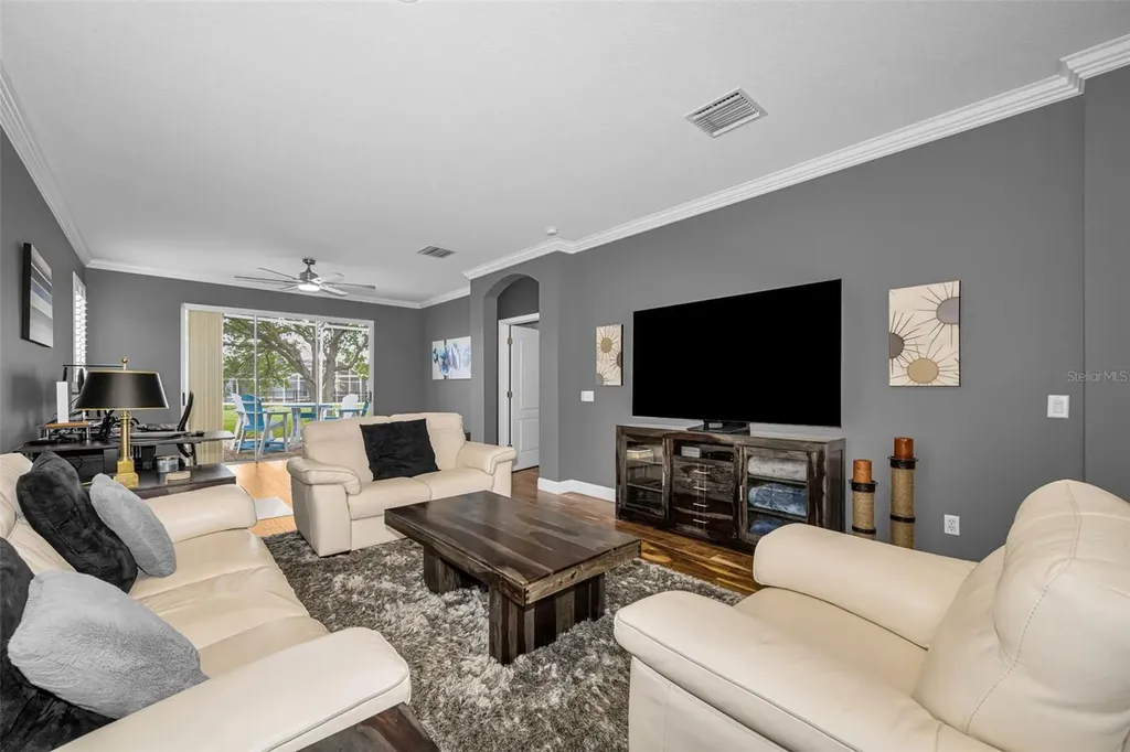 5721 Heronpark Place Lithia FL 33547