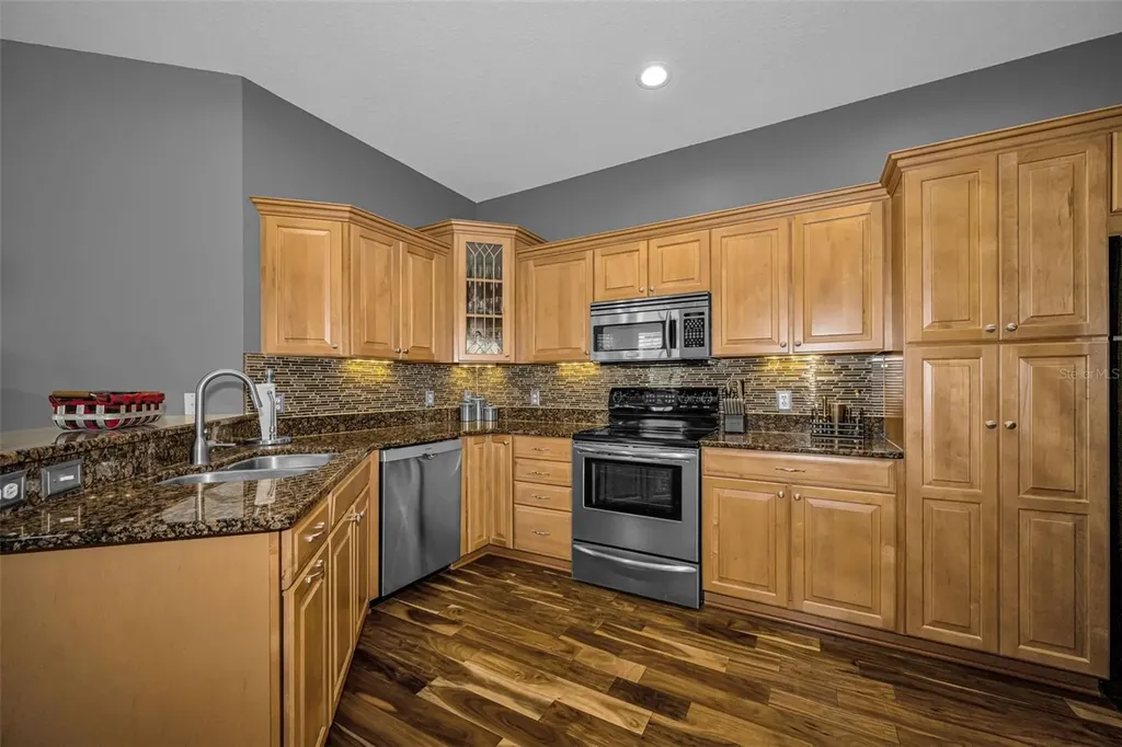 5721 Heronpark Place Lithia FL 33547