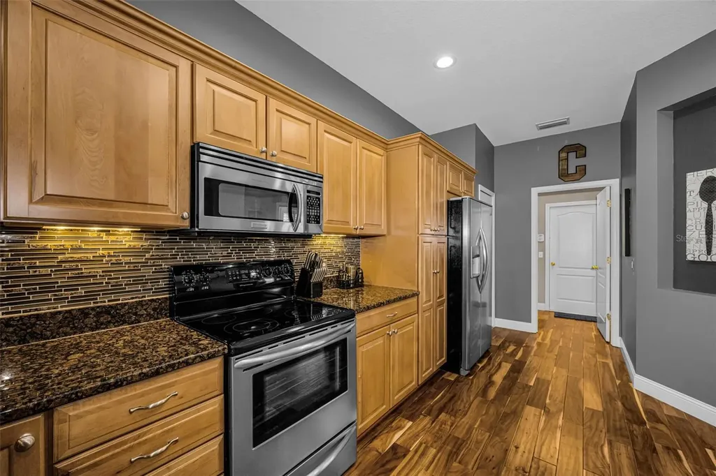 5721 Heronpark Place Lithia FL 33547