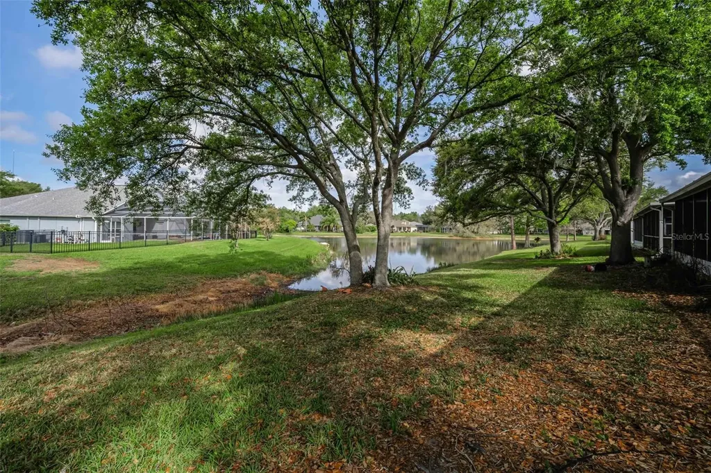 5721 Heronpark Place Lithia FL 33547