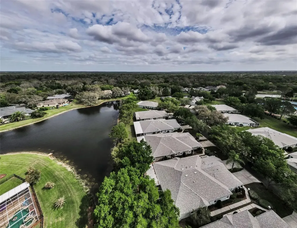5721 Heronpark Place Lithia FL 33547