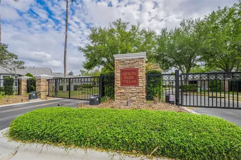 5721 Heronpark Place Lithia FL 33547