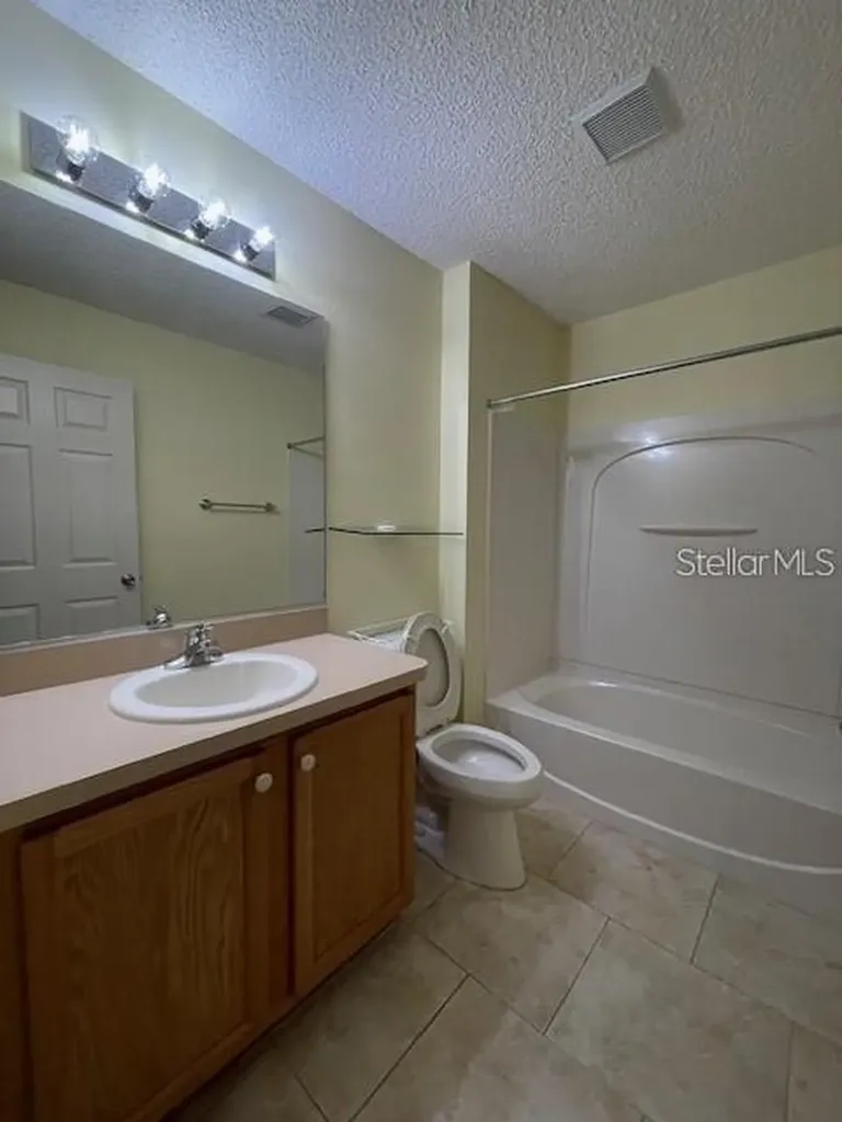 2744 Collington Drive The Villages FL 32162