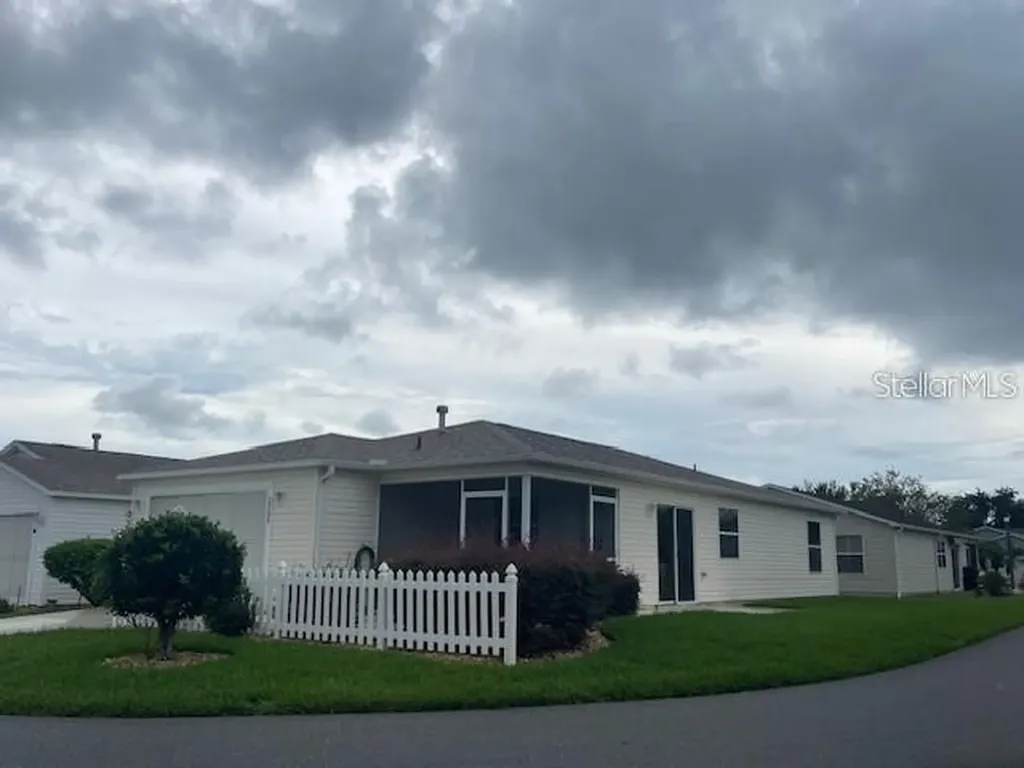 2744 Collington Drive The Villages FL 32162