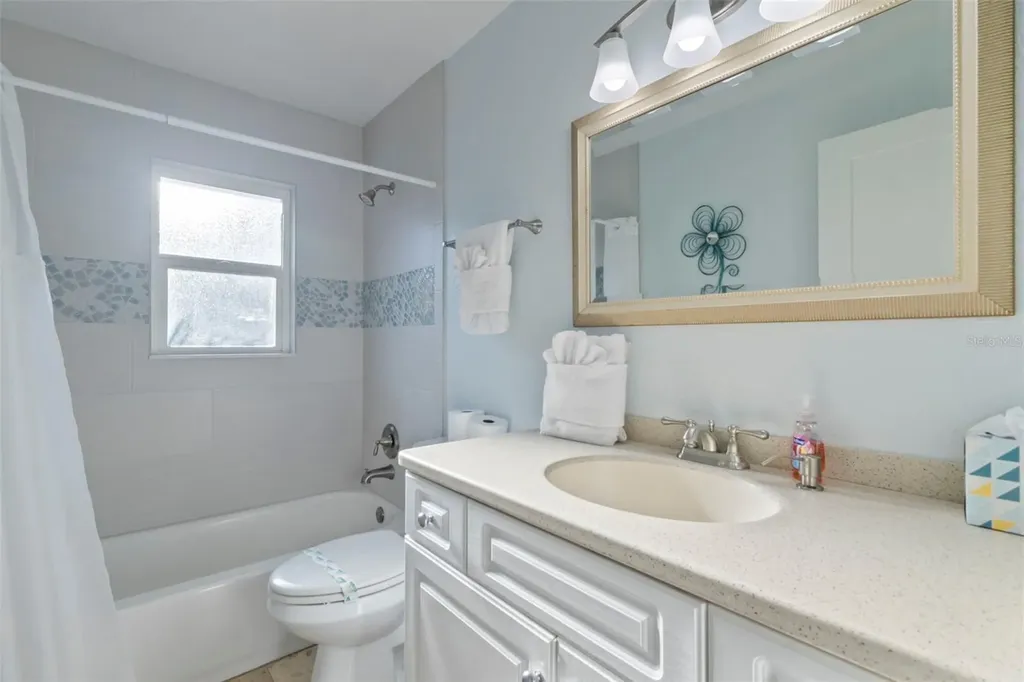 6454 Beechwood Avenue Sarasota FL 34231