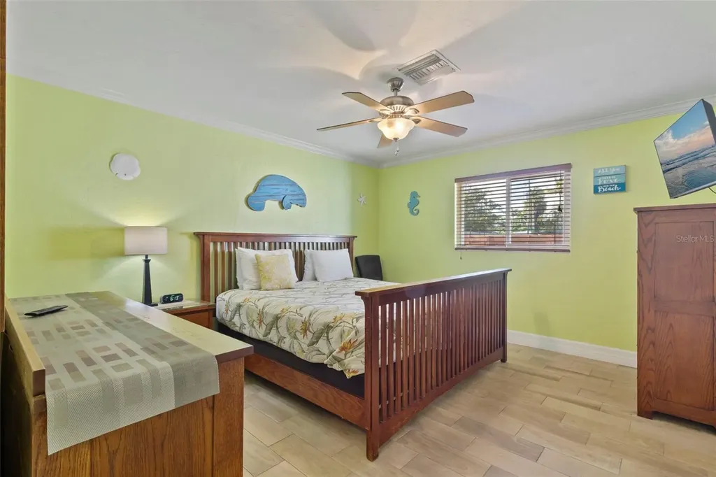 6454 Beechwood Avenue Sarasota FL 34231
