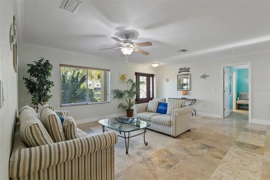 6454 Beechwood Avenue Sarasota FL 34231
