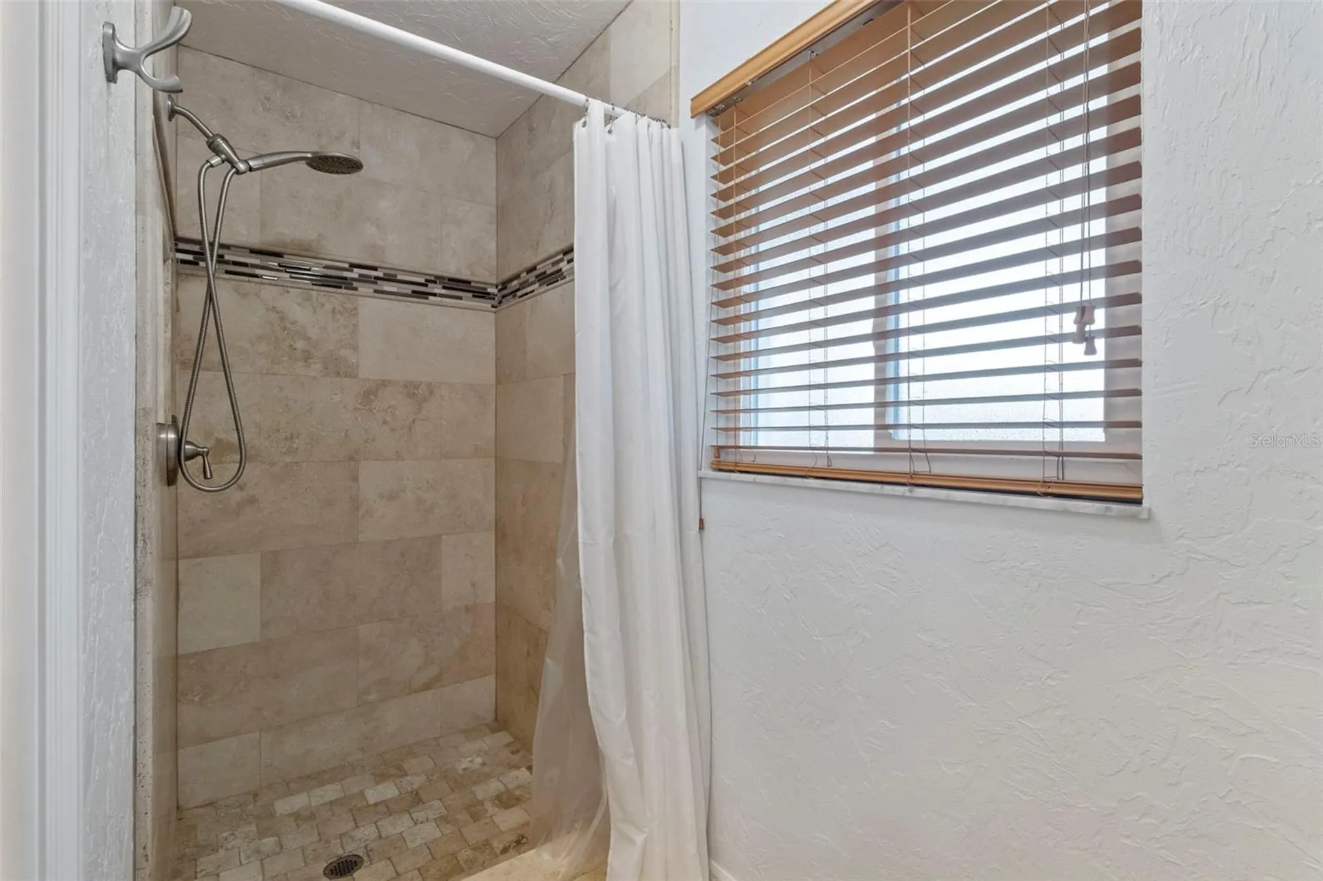 6454 Beechwood Avenue Sarasota FL 34231