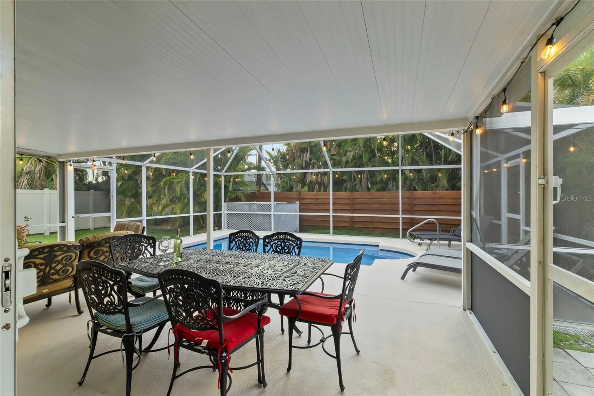 6454 Beechwood Avenue Sarasota FL 34231