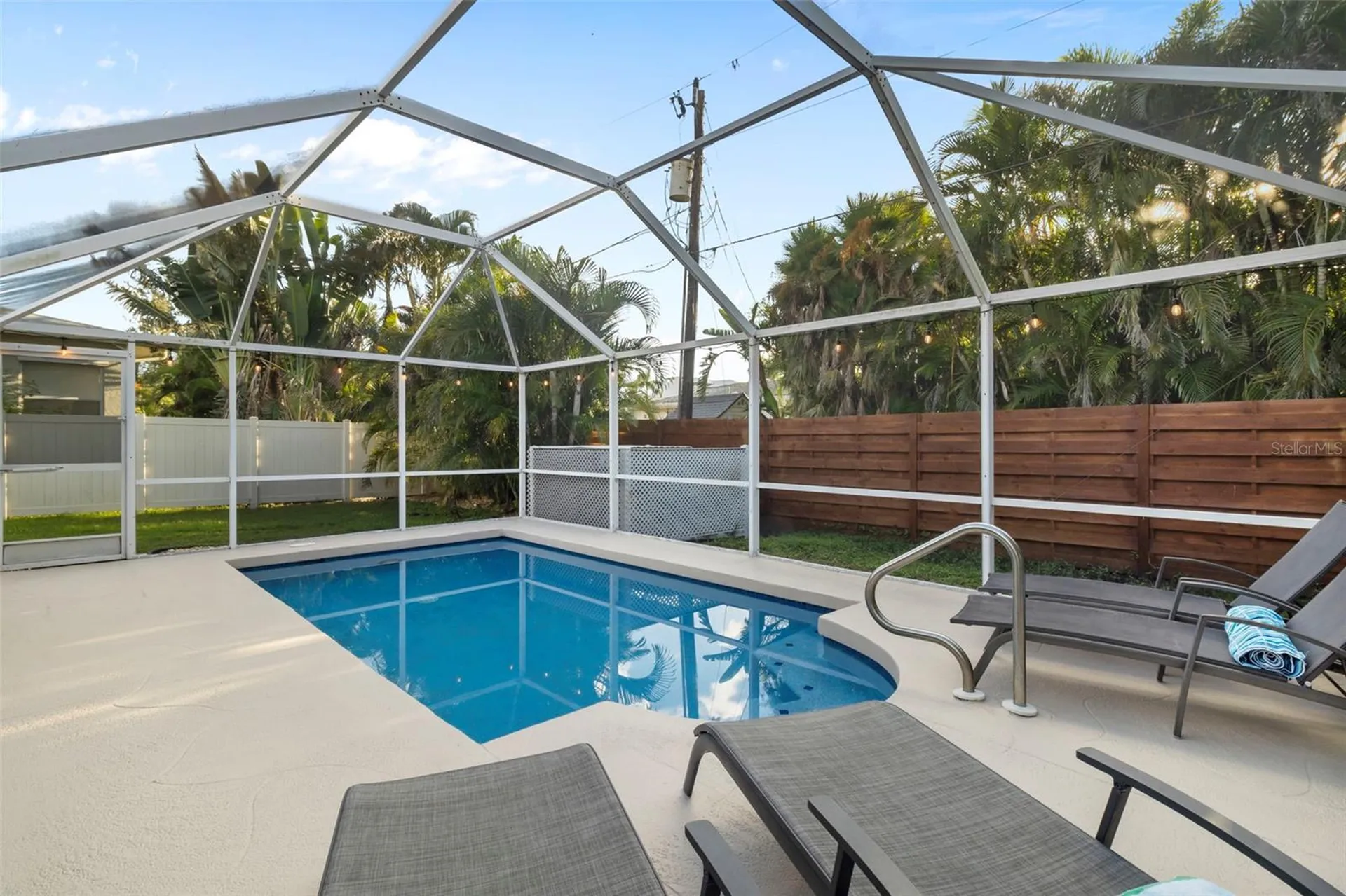 6454 Beechwood Avenue Sarasota FL 34231