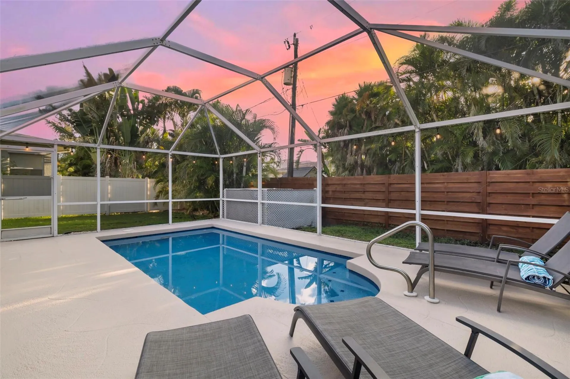 6454 Beechwood Avenue Sarasota FL 34231