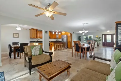 6454 Beechwood Avenue Sarasota FL 34231