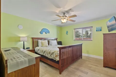 6454 Beechwood Avenue Sarasota FL 34231