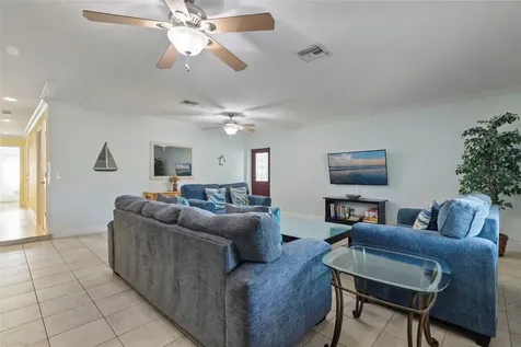 6454 Beechwood Avenue Sarasota FL 34231