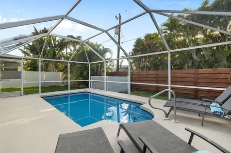 6454 Beechwood Avenue Sarasota FL 34231