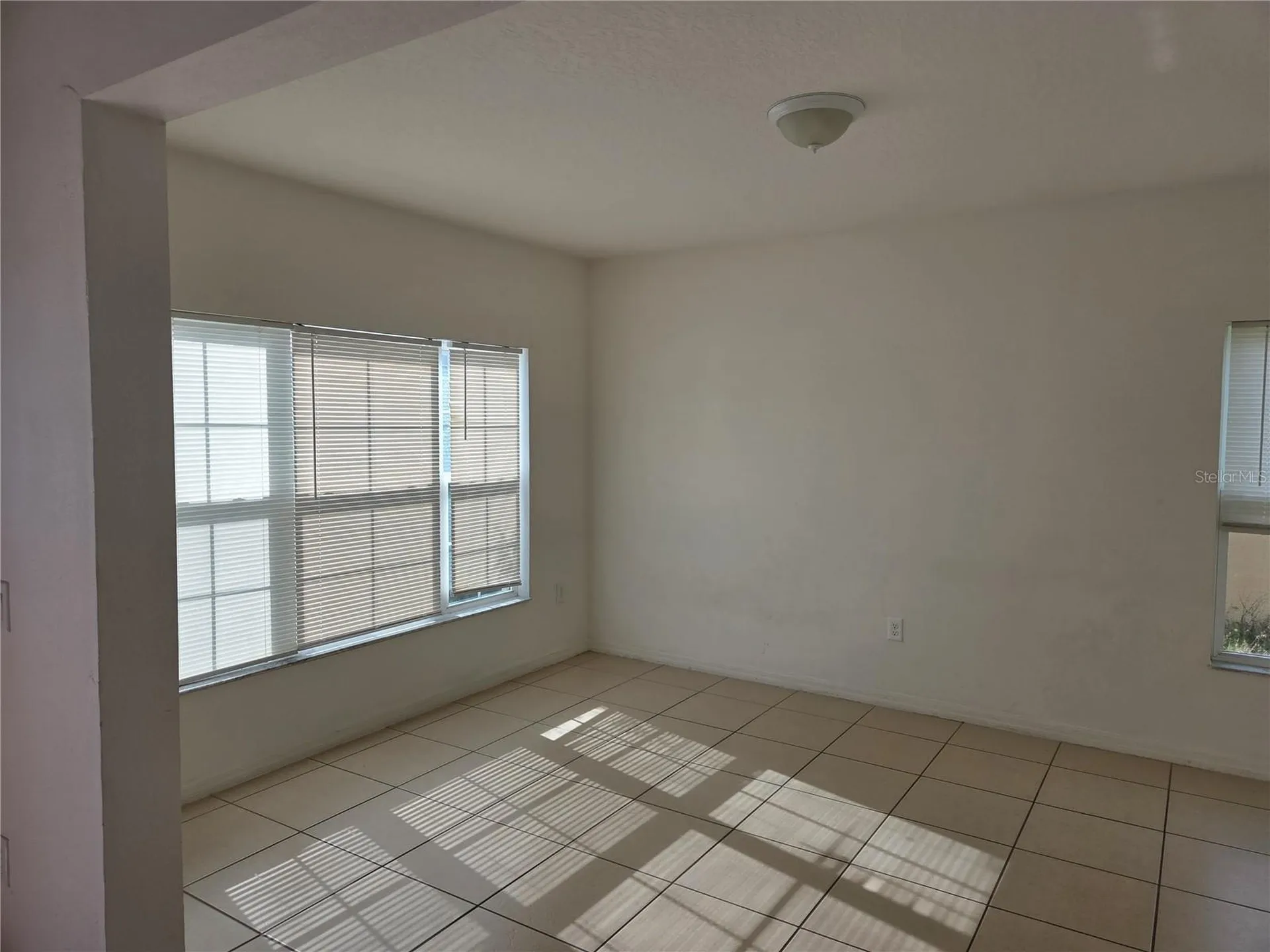 5040 Beauclair Street Kissimmee FL 34758