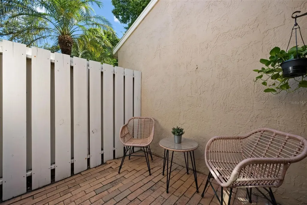 3320 Tallywood Court Sarasota FL 34237