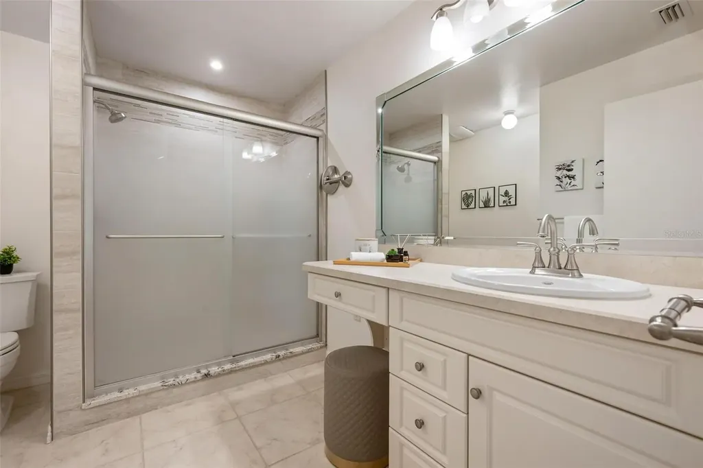 3320 Tallywood Court Sarasota FL 34237