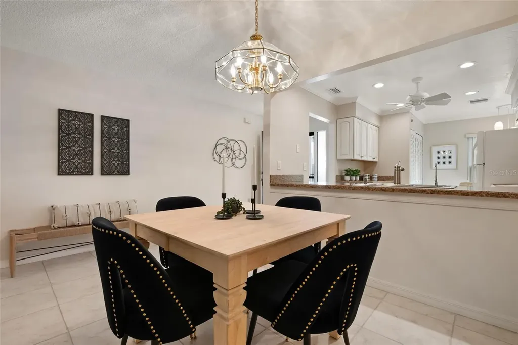 3320 Tallywood Court Sarasota FL 34237