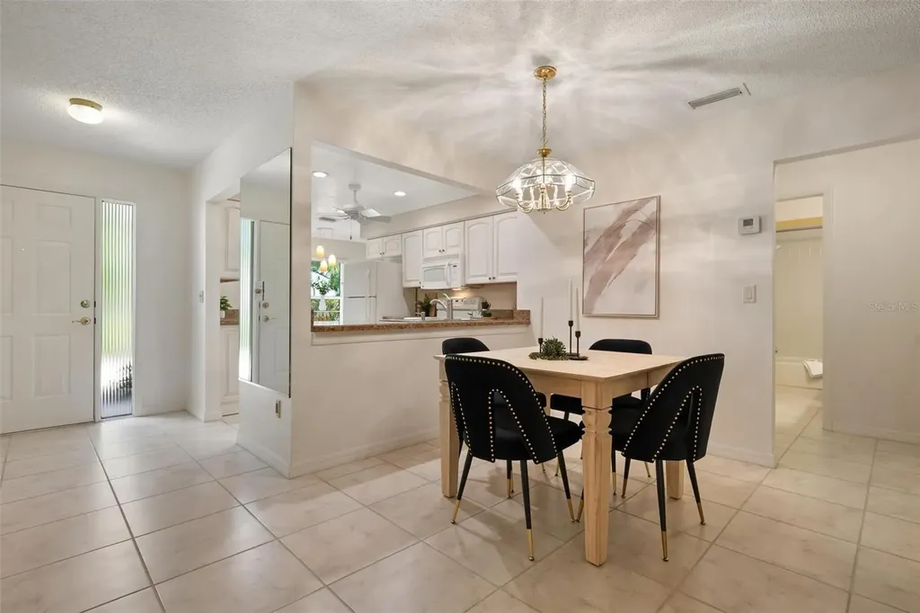 3320 Tallywood Court Sarasota FL 34237