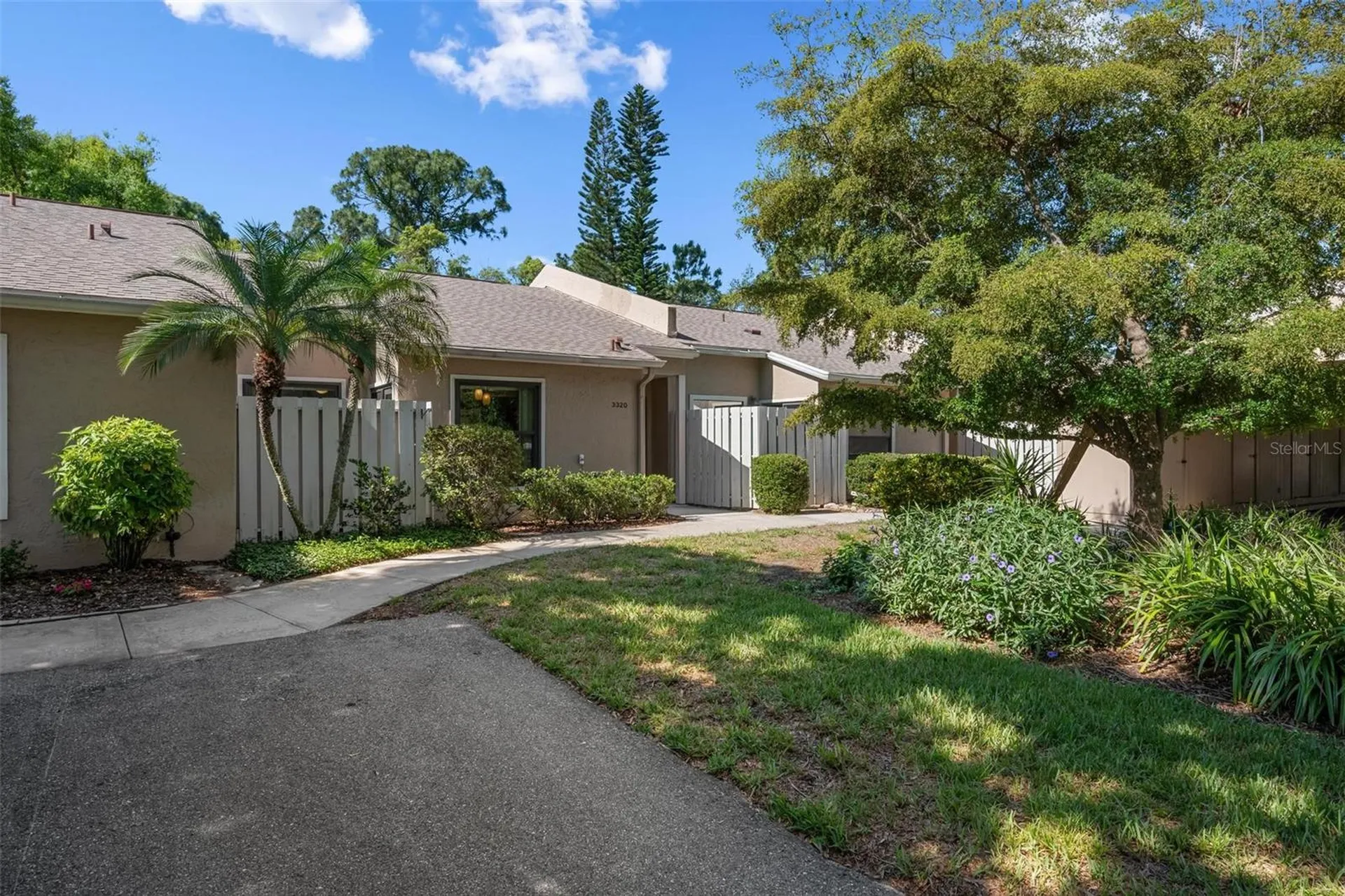 3320 Tallywood Court Sarasota FL 34237