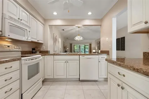 3320 Tallywood Court Sarasota FL 34237