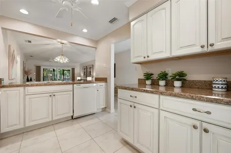 3320 Tallywood Court Sarasota FL 34237