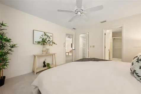 3320 Tallywood Court Sarasota FL 34237