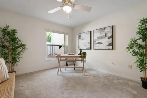 3320 Tallywood Court Sarasota FL 34237