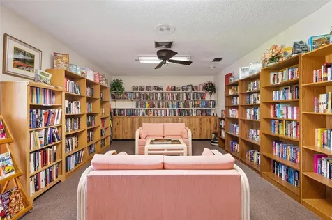 3320 Tallywood Court Sarasota FL 34237