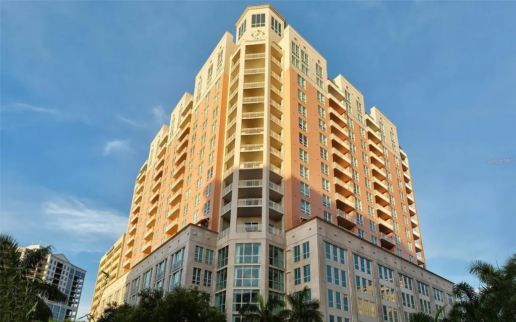 1350 Main Street Sarasota FL 34236