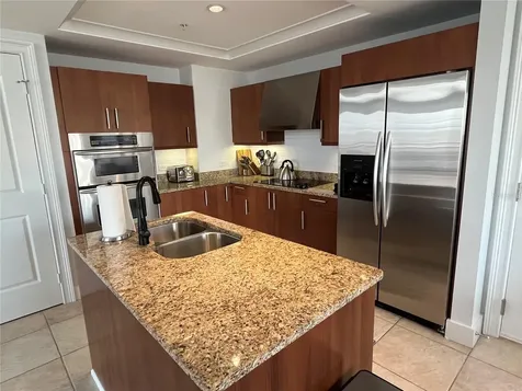1350 Main Street Sarasota FL 34236