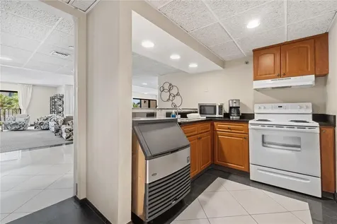 1480 Gulf Boulevard Clearwater Beach FL 33767