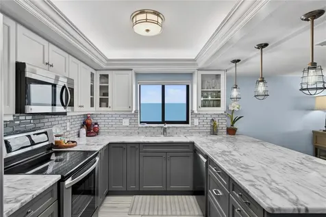 1480 Gulf Boulevard Clearwater Beach FL 33767
