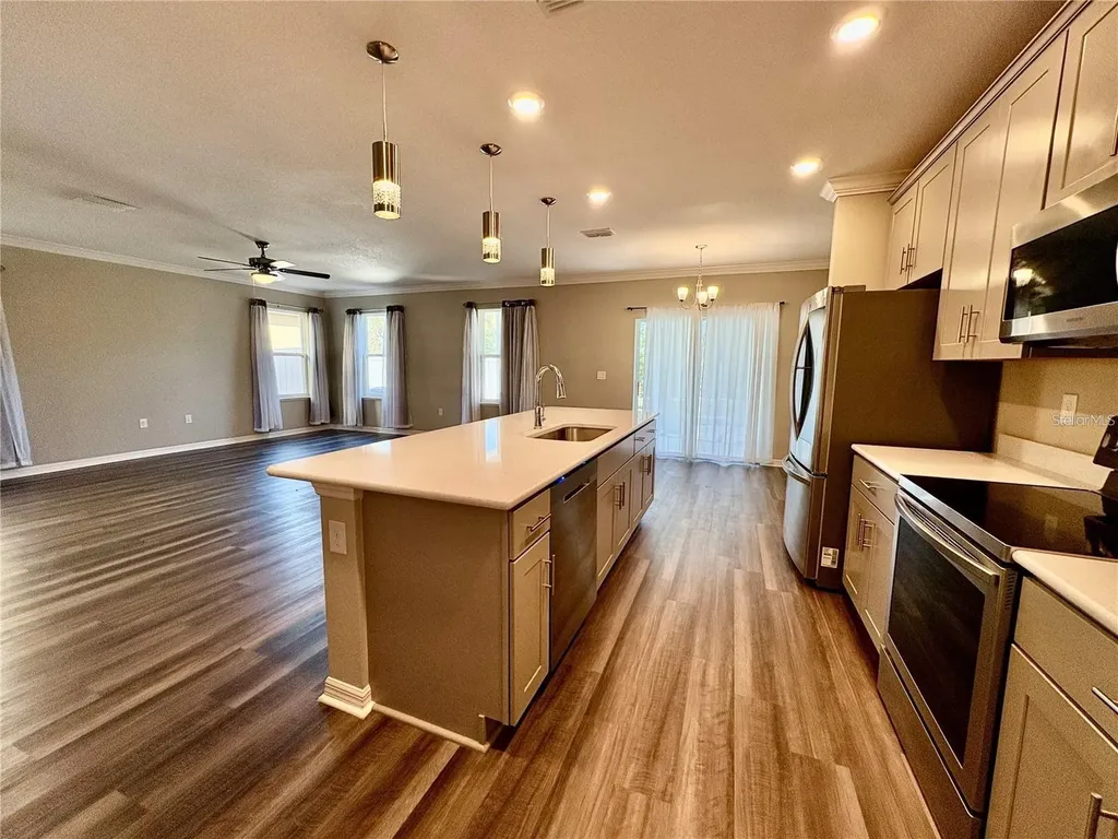 4517 Reisswood Loop Palmetto FL 34221
