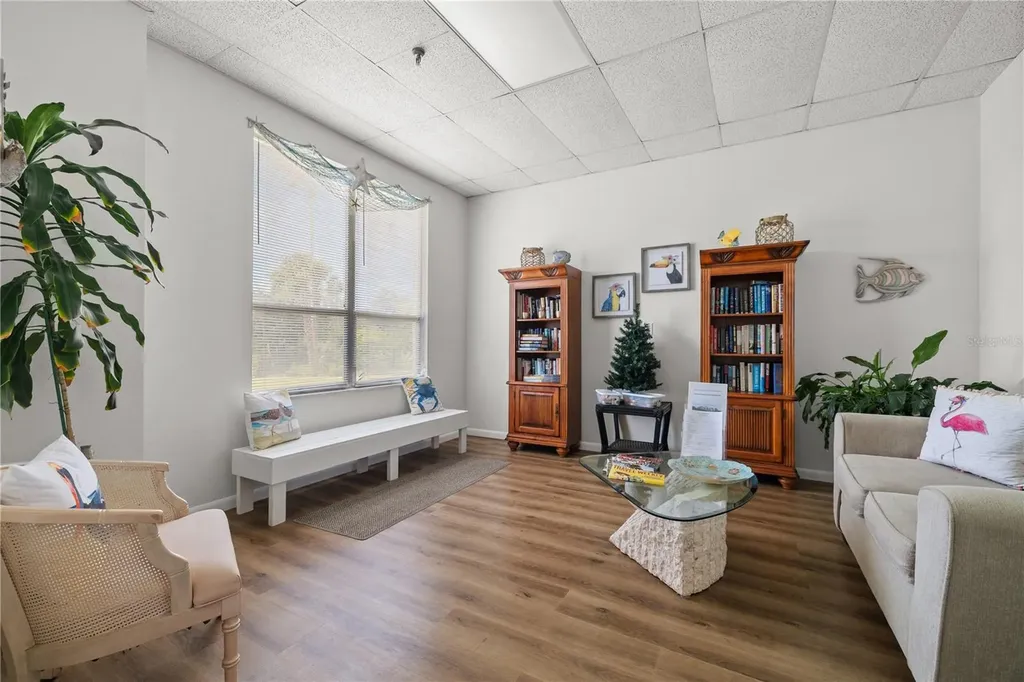 9000 Commodore Drive Seminole FL 33776