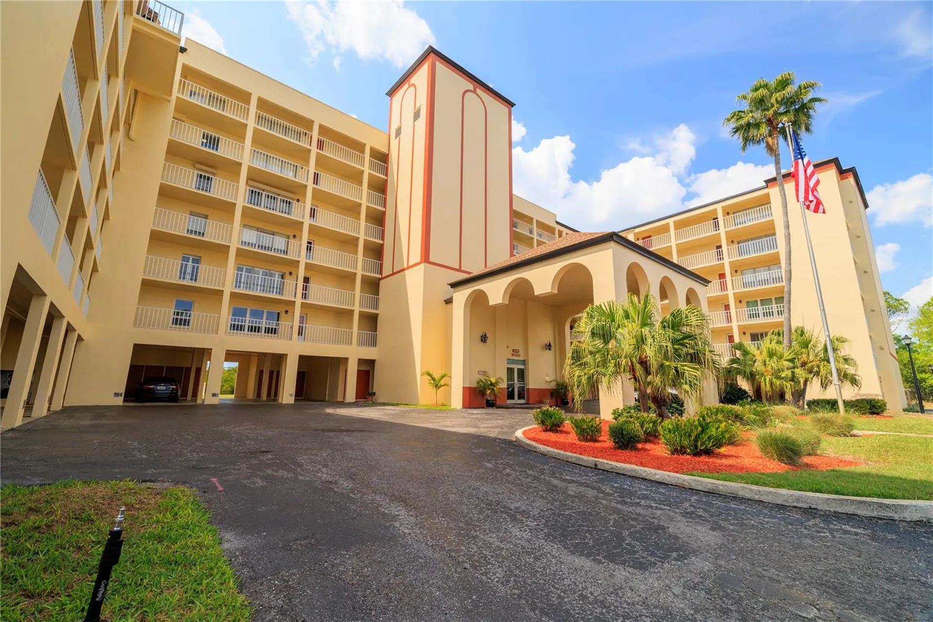 9000 Commodore Drive Seminole FL 33776