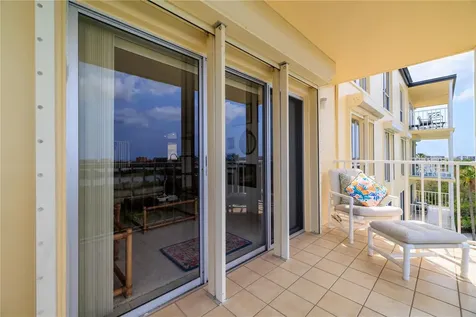 9000 Commodore Drive Seminole FL 33776