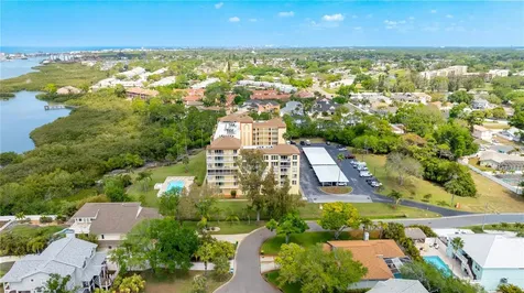 9000 Commodore Drive Seminole FL 33776