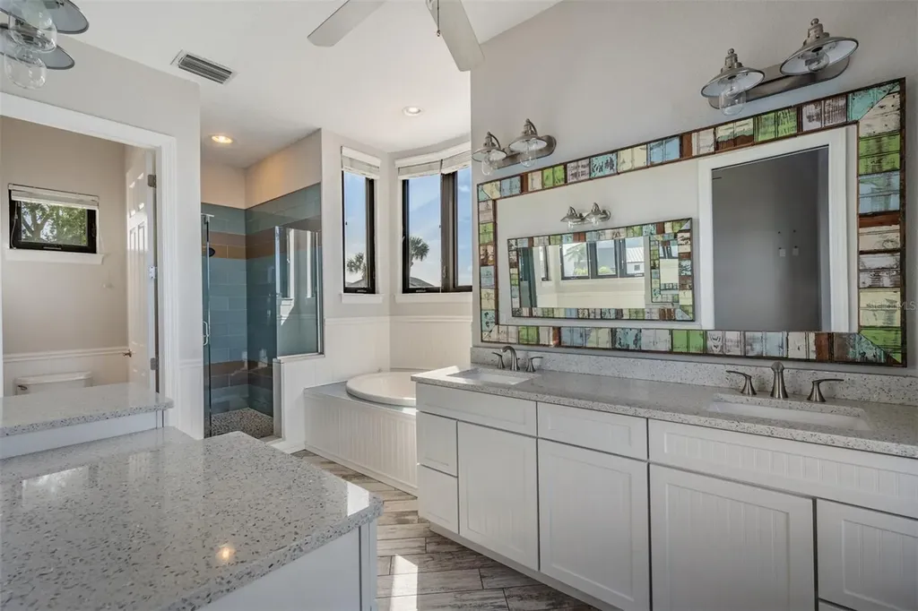 62 Central Court Tarpon Springs FL 34689